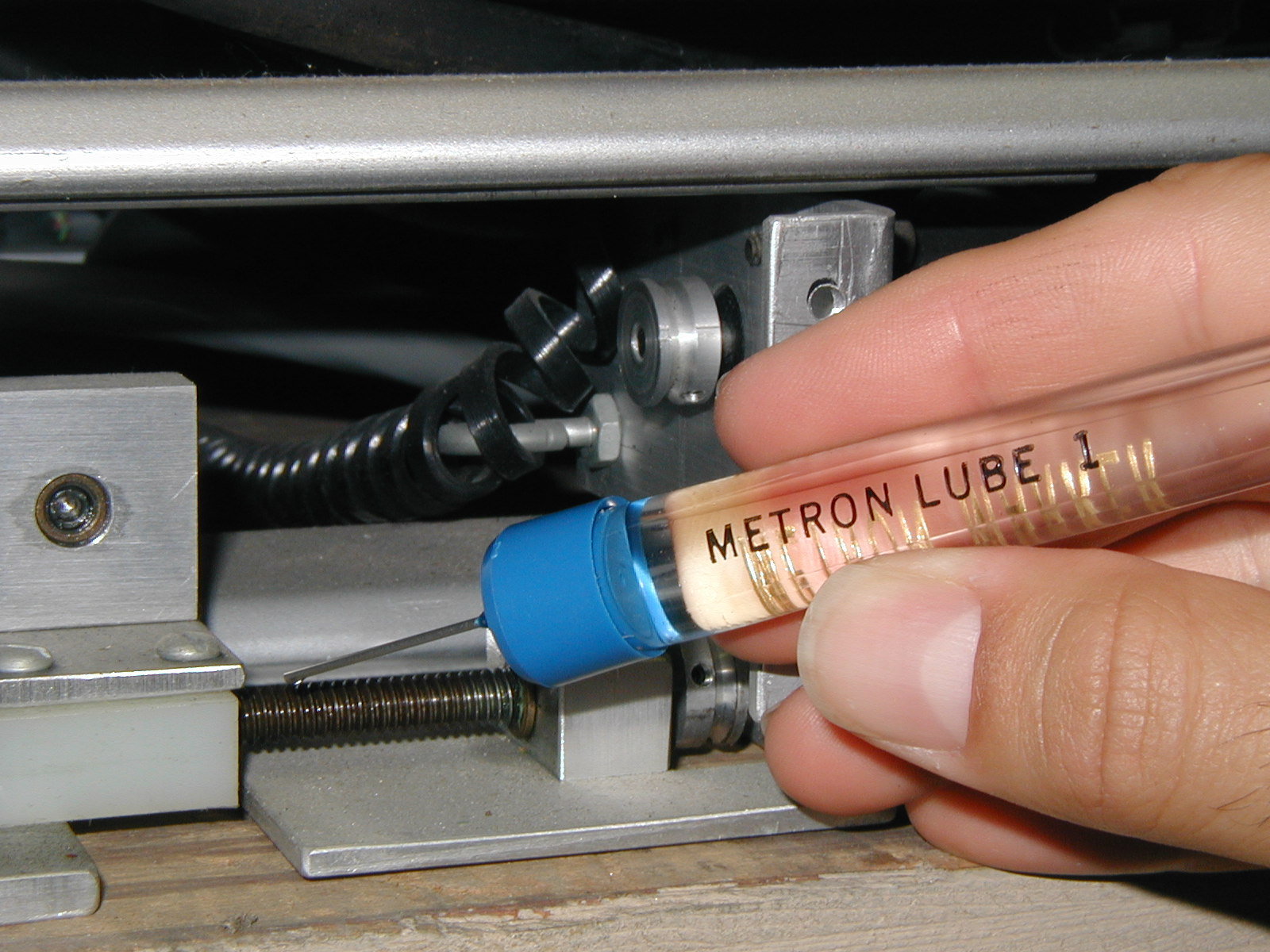 Metronlube-1 Lubricant – Metron Optics